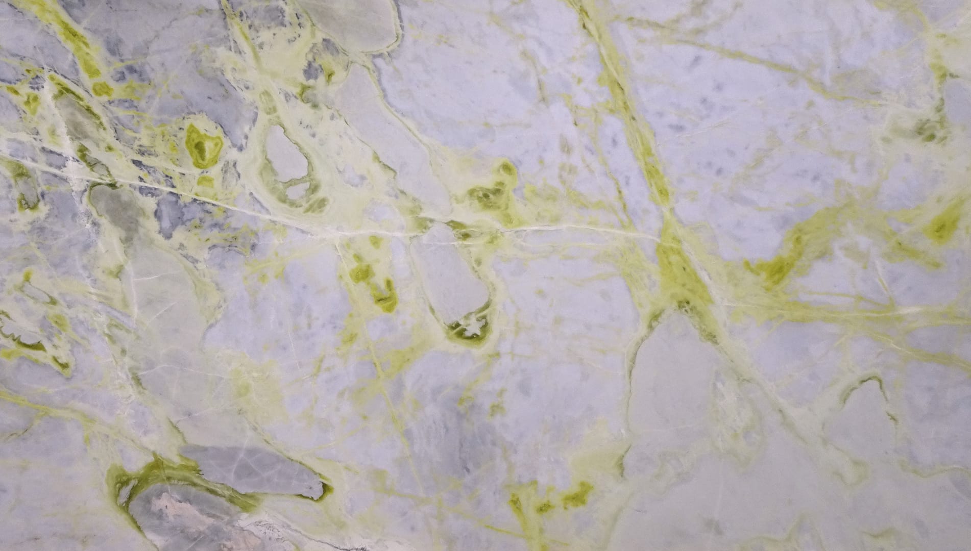 Green and white marble texture with veins
