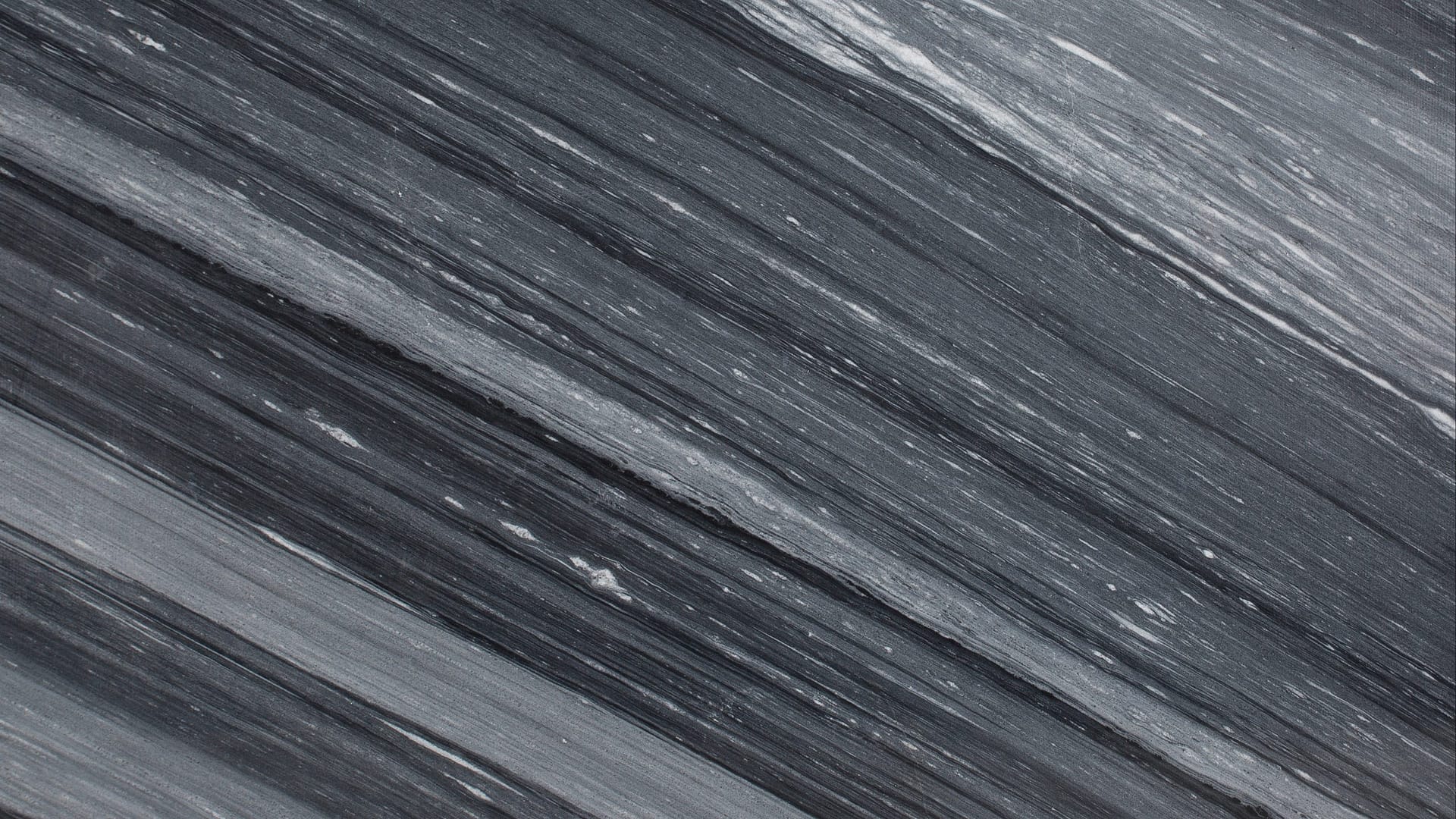 Polished 2 CM