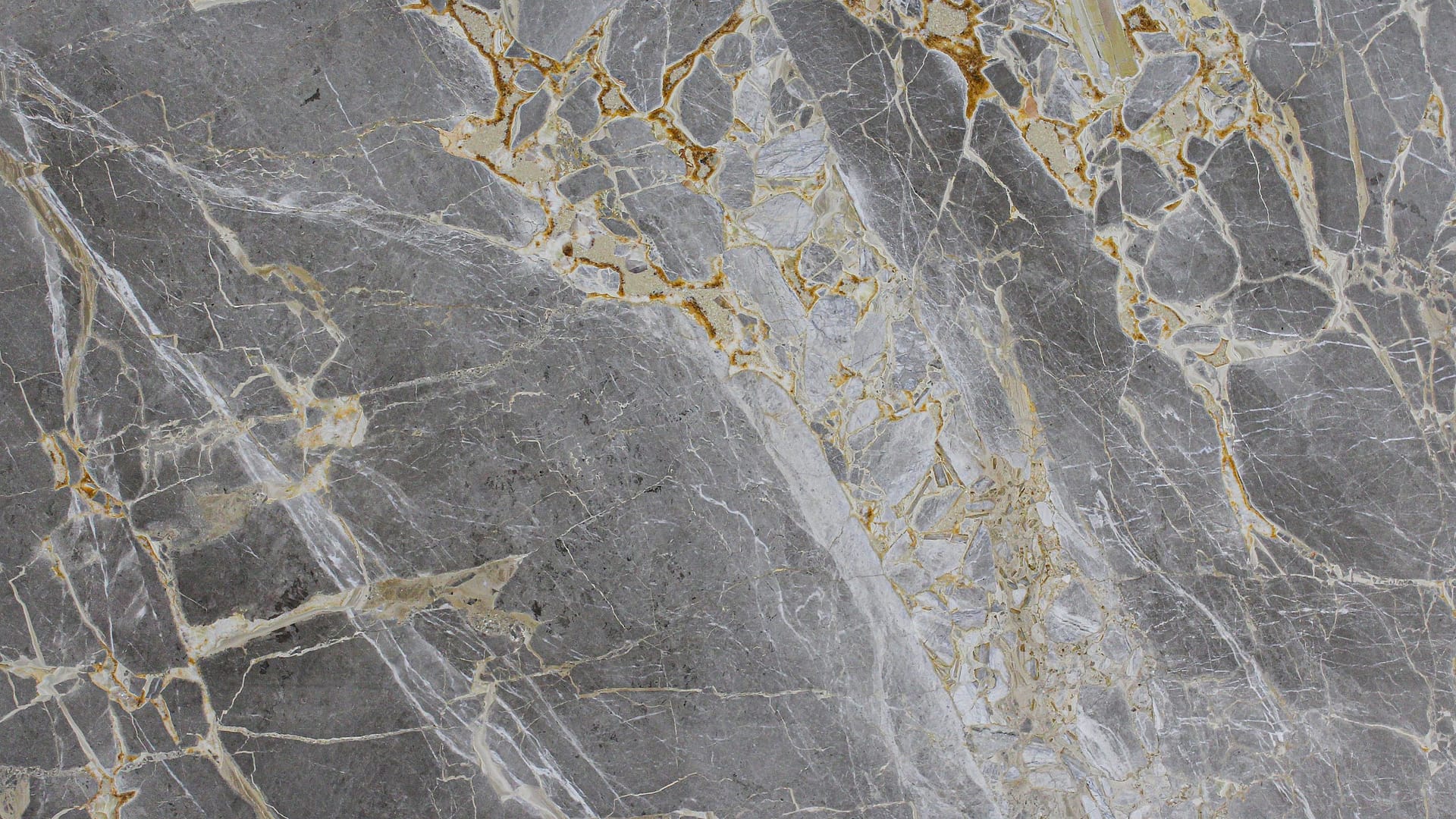 Polished 2 CM