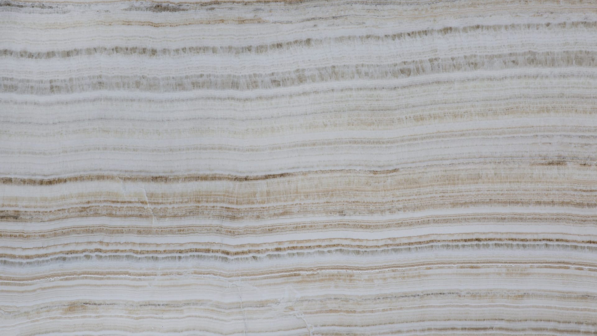 Polished 2 CM