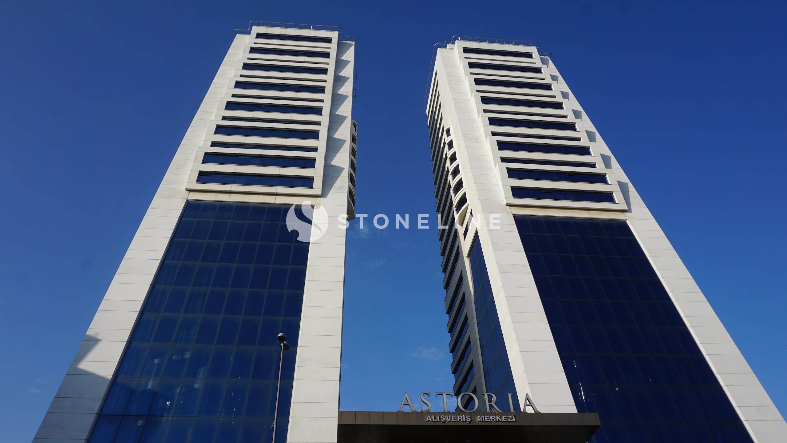 SHOPPING MALL PROJECT / 1