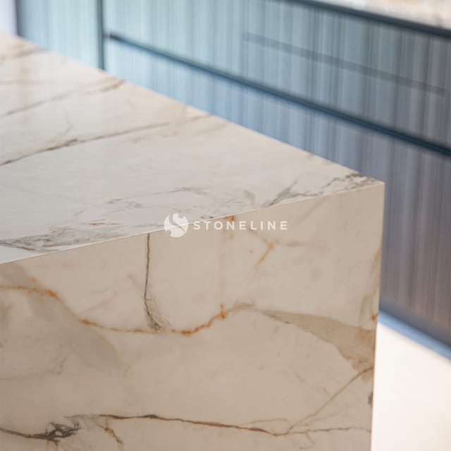 CALACATTA CRESTOLA BURGHINI