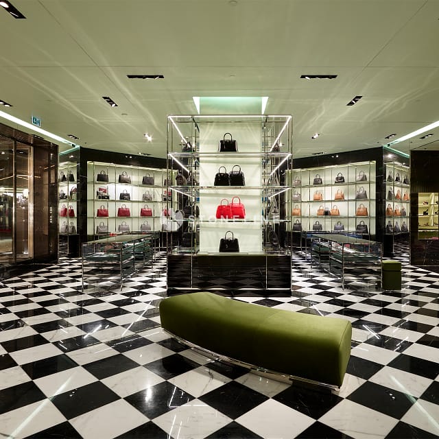 KING BLACK - STATUARETTO