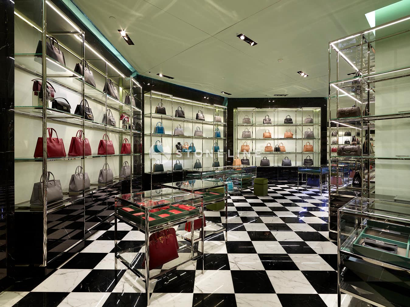 KING BLACK - STATUARETTO